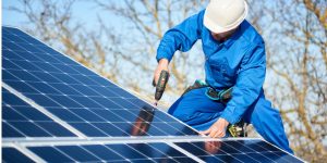Installation Maintenance Panneaux Solaires Photovoltaïques à Loc-Envel